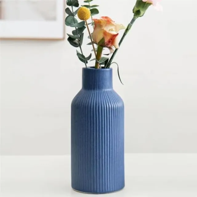 ISKOA Keramische vaas voor pampasgras, kleine decoratievaas voor eettafel, boekenkast, schoorsteenmantel, moderne Boheemse stijl, blauw