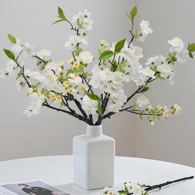 Flintry Kunstbloemen Kersenbloesem 6 stuks - Kunstmatige Sakura takken - Korte stelen voor bloemschikken - Zijden bloemen voor thuis decoratie - Lente decoratie - Wit Wit-6 Stuks