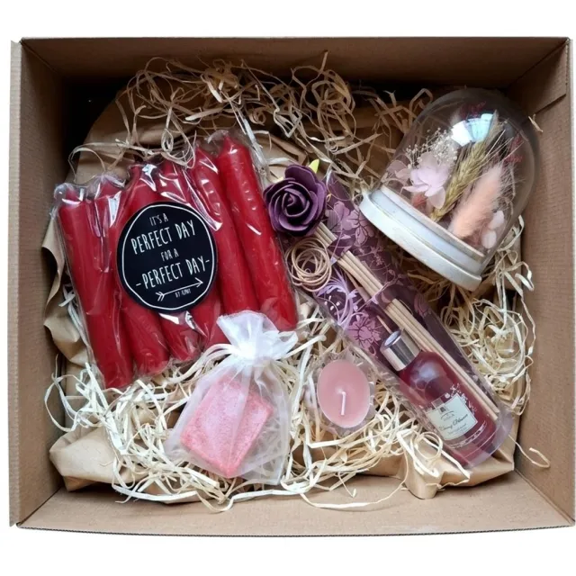 Lana's flowers & gifts Geschenkpakket-Kaarsen-Kerst cadeau, droogbloemen-geurstokjes-amberblokje-Cadeau voor moeder, vriendin, zus, dochter, collega, bedankt juf -Verjaardag cadeau roze