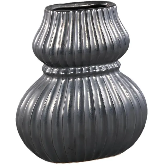 PTMD Vaas Halta - Zwart - 25x15x28cm