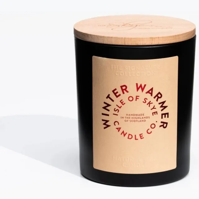Isle of Skye Candle Company Kerst in huis met de enige echte Winter Warmer | Large Tumbler | 100% natuurlijke soja was en etherische oliën | >45 uur genieten en brandt helemaal op | Er zijn geen betere geurkaarsen | Handgemaakt op Skye in Schotland Transparant
