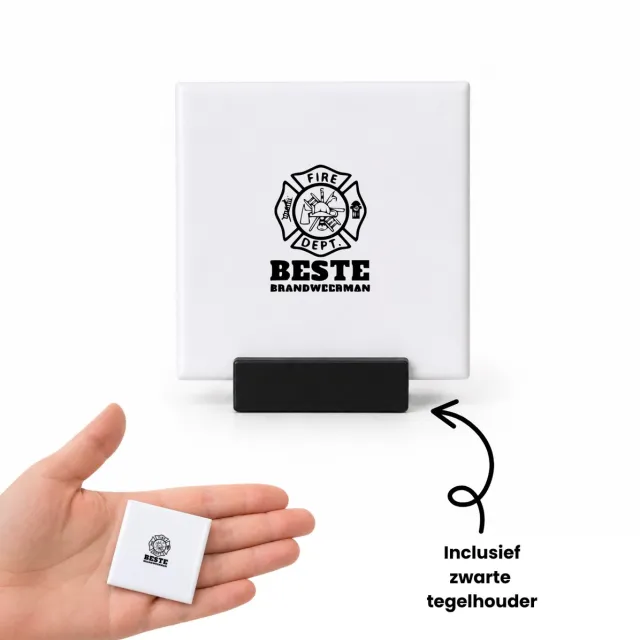 Hacebo Brandweerman tegeltje met tegelhouder - Brandweer - Brandweer mensen - tegeltjes met tekst - Brandweerkazerne - spreuktegels - 4.8x4.8 CM wit