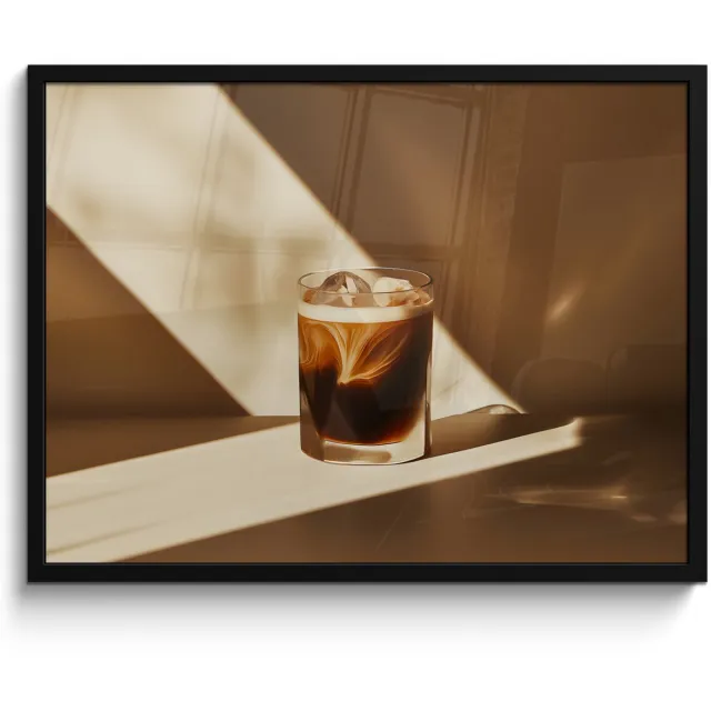FrameYourWall Poster in lijst - Fotolijst 70x50 cm - Posters - Glas - Ijskoffie - Schaduw - Bruin - Posterlijst zwart - Decoratie - Wanddecoratie woonkamer - Muurdecoratie slaapkamer Glas - Drinken