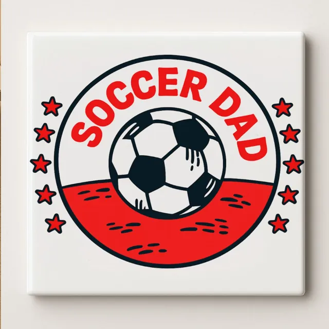 Nevolis Soccer Dad Keramische Tegel – 15x15 cm Voetbal Ontwerp Wandtegel – Perfect Cadeau voor Sportieve Vaders & Huisdecoratie Multi Color