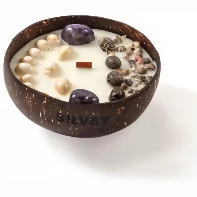 Silvay Luxe XL Kokoskaars met Zeeschelpen en Kristallen – Vanille & Breeze Geur | 100% Sojawas Handgemaakt, perfect voor woondecoratie en ontspanning bruin