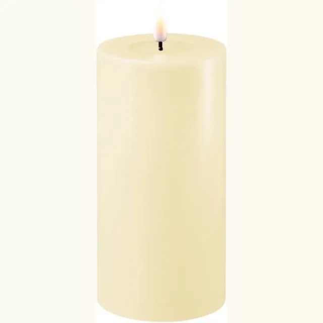Deluxe Homeart Luxe LED kaars -Crème LED Candle 7,5 x 15 cm - net een echte kaars! Deluxe Homeart Cream
