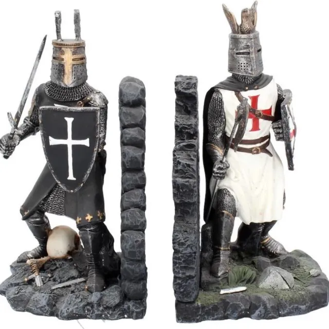 Nemesis Now Boekensteun Tempeliers Historische Kruisvaarder - The Duel - 19cm Multicolours