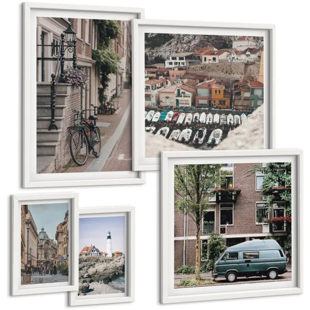 Coloray 5-Delige Schilderij Set - Sfeervolle Straatjes Met Fietsen En Uitzicht Op Vuurtorens. - 50 x 50 cm, 20 x 30 cm En 40 x 60 cm - Moderne Wanddecoratie - Woonkamer - Stijlvolle Muurdecoratie Witte lijst