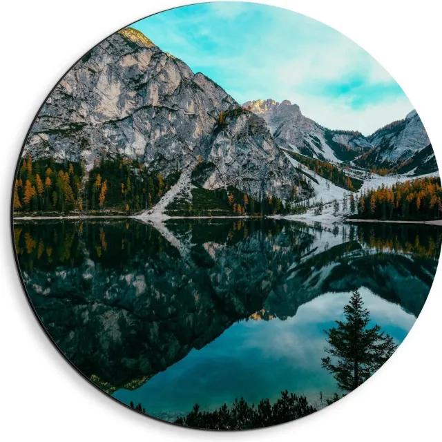 KuijsFotoprint Dibond Wandcirkel - Weerspiegelend Water bij Bergen - 40x40cm Foto op Aluminium Wandcirkel (met ophangsysteem) Blauw
