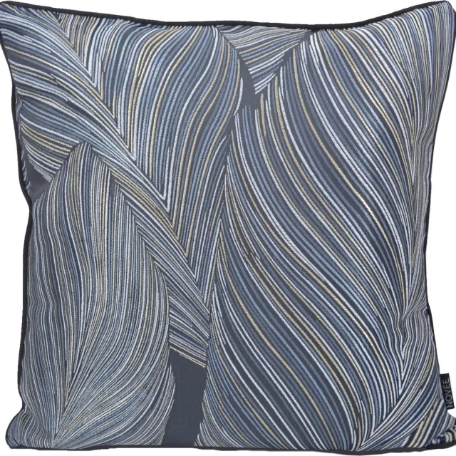 NOVÉE Midnight Leaves Kussenhoes | Jacquard / Polyester | 45 x 45 cm | Blauw / Zwart