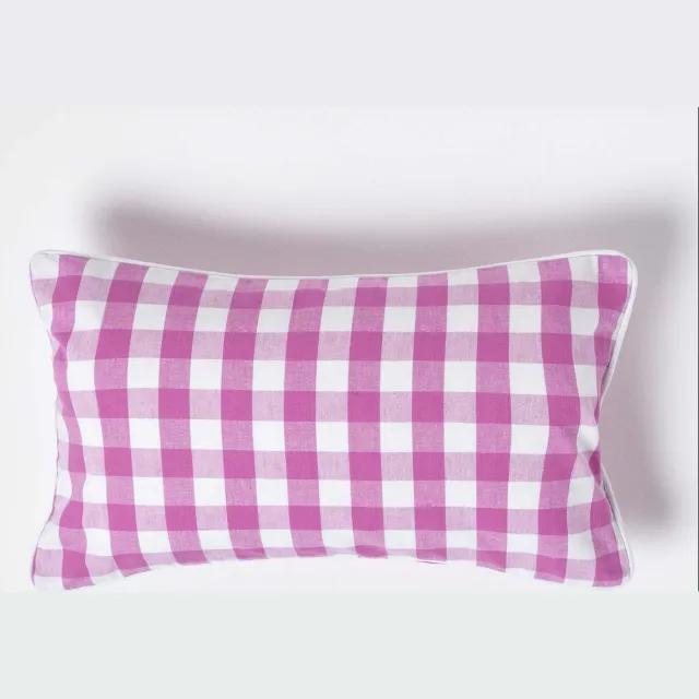 Homescapes Roze geruite kussenhoes 30 x 50 cm gemaakt van 100% katoen
