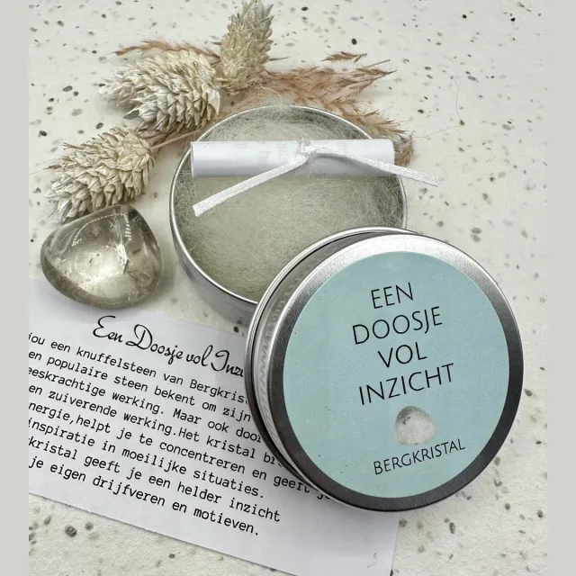 VanKarina Een doosje vol inzicht, bergkristal, natuursteen, klein kadootje,motivatie,collega,opkikkertje, geluk