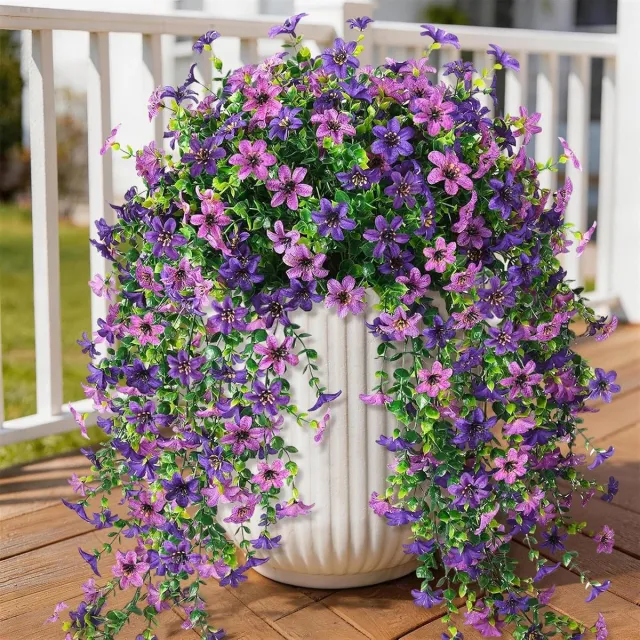 FLITI Kunst Hangende Bloemen voor Buiten - 4 Stuks Zijden Madeliefjes met Eucalyptusbladeren - UV-bestendig voor Buiten, Terras, Binnenplaats, Balkon - Meerkleurig Paarse