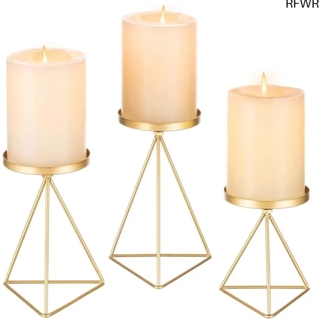 RFWR Geometrische Metalen Kandelaars Set - 3 Stuks voor Pijlerkaarsen, Vintage Design, Ideaal voor Woonkamer, Eetkamer en Feestelijke Gelegenheden Geschilderd