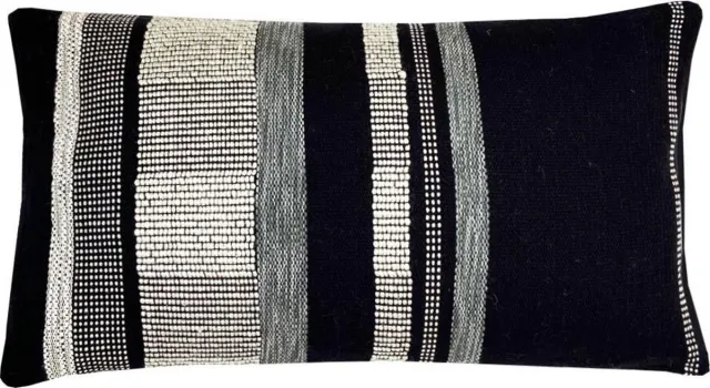 Malagoon Black texture cushion rectangle Zwart, offwhite