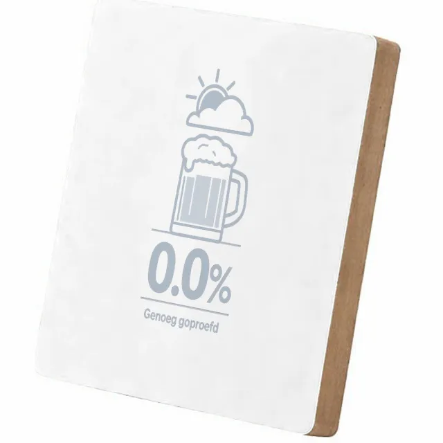 Mr Cadeautjes MDF staande fotolijst 15,2 x 15,2 - design Een weerbericht-grap rond koffie in plaats van bier, met een | cadeau Wit