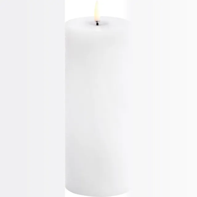 Uyuni led-kaars Melted 7,8 x 20cm nordic white Wit