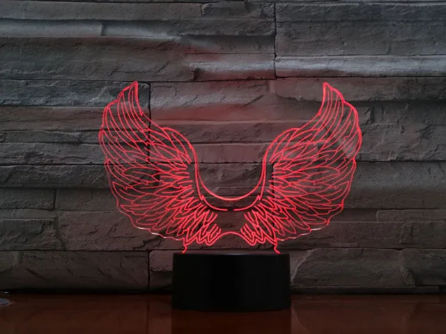 MC Living 3D Led Lamp Met Gravering - RGB 7 Kleuren - Vleugels