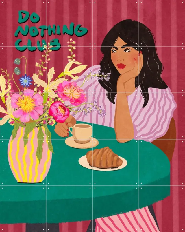 IXXI Do Nothing Club Raissa Oltmanns, Raissa Oltmanns - 80 x 100 cm - Grote wanddecoratie en posters - Retro, Illustraties, Modern, Abstract, Digitale Rood / Groen