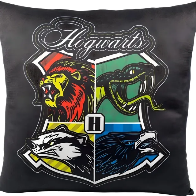 WP Merchandise WP Merchadise Harry Potter Collection - Sierkussen - Hogwarts 38 cm Multicolour