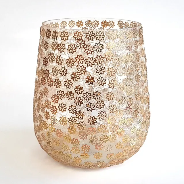 dekoratief Theelichthouder / waxinelichtjeshouder / Windlicht met bloemetjes motief - Goud / transparant - 15 x 15 x 15 cm hoog.