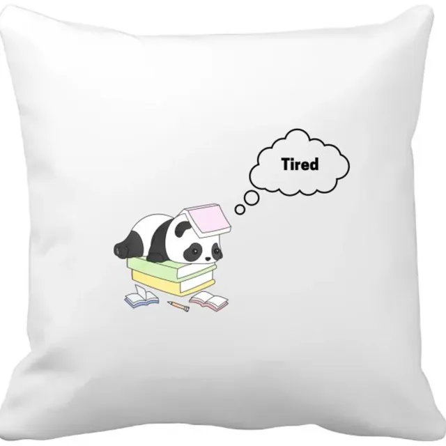 Akyol tired panda Kussen hoes - Panda - panda liefhebbers - panda die ligt op een stapel boeken - verjaardag - dieren liefhebbers - cadeau - kado - geschenk - verjaardagscadeau - 40 bij 40 cm Multicolor