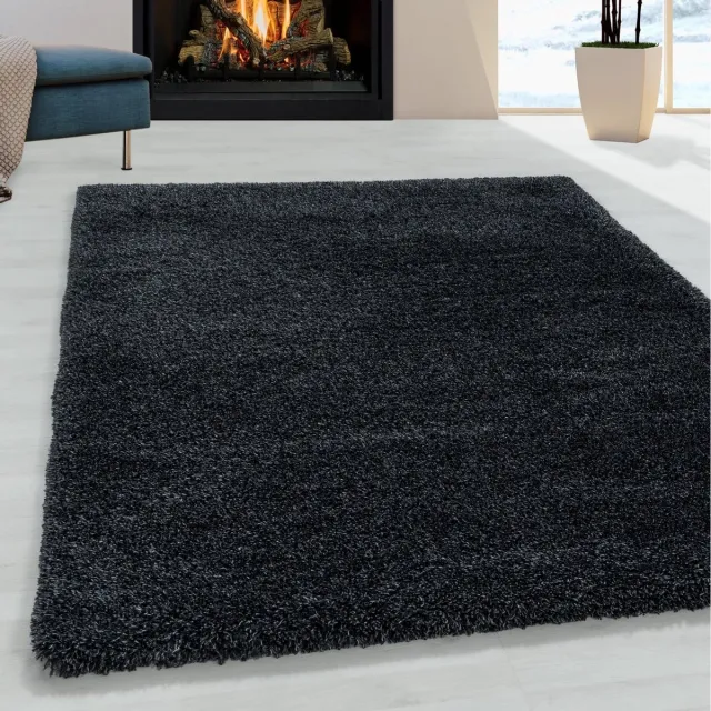 flycarpets Luna Vloerkleed - 140x200cm - Antraciet - Hoogpolig Zwart