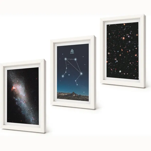 Coloray 3-Delige Schilderij Set - Ruimtestelsel Sterrenbeeld Weegschaal Nachthemel - 20x30 - Wanddecoratie - Woonkamer Decoratie - Interieur Decoratie Witte lijst