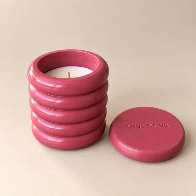 Soul Of Us Wizard Library Scented Cylinder Candle - Soul Of Us | Vegan | IFRA certificated fragrance | 30 hours burning time| Handmade Candle Holder | Candle | Home Decor | Rituals Candle | Deal | Sale |Geurkaars | Cadaeu | Woondecoratie | Gift Bordeaux-pink
