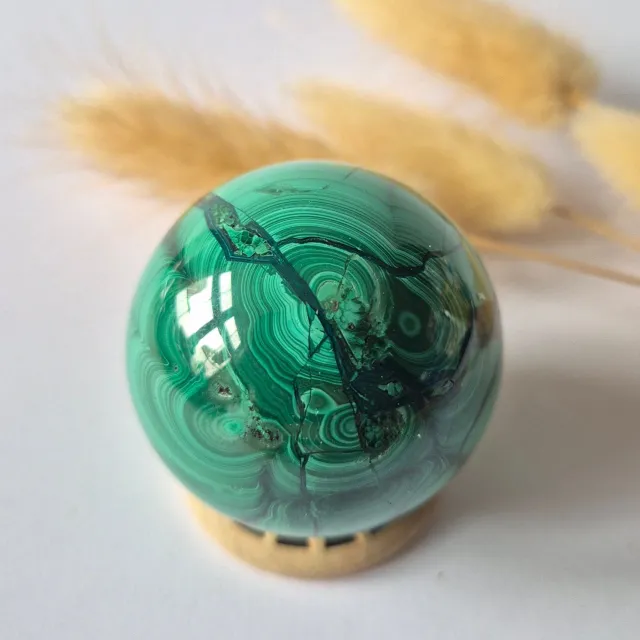 Moonlight Gemstones Malachiet Edelsteen Bol – 46 mm | 141 gram Meerkleurig