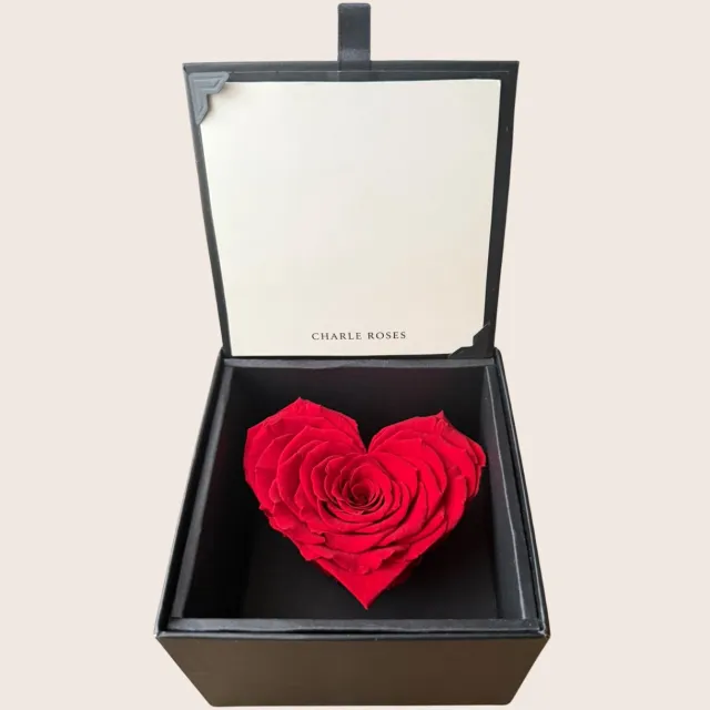 RoseAmor Houdbare Roos in Hartvorm – Longlife Roos in Luxe Geschenkdoos – Rood – Valentijnscadeau