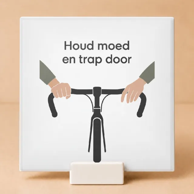Bedruk King Minimalistische Scandinavische Tegel ‘Wie niet waagt, wie niet waait’ – Motiverende Wanddecoratie voor Dromers en Doorzetters - 11 x 11 cm met houder Wit