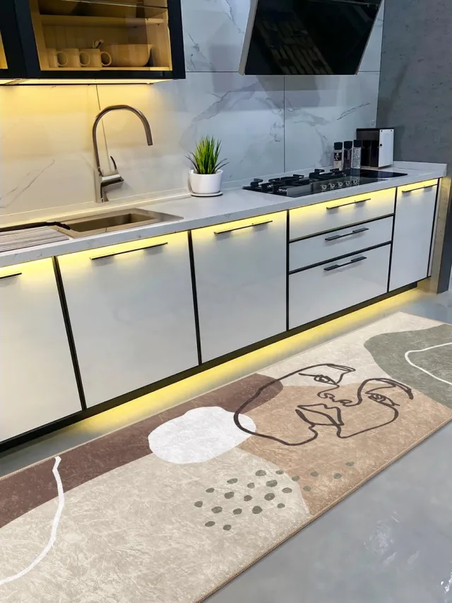 De Groen Home Vloerkleed 80x220cm - Keukenloper - Vrouwensilhouet - Halloper - Wasbaar Antislip Zacht Tapijt Bruin