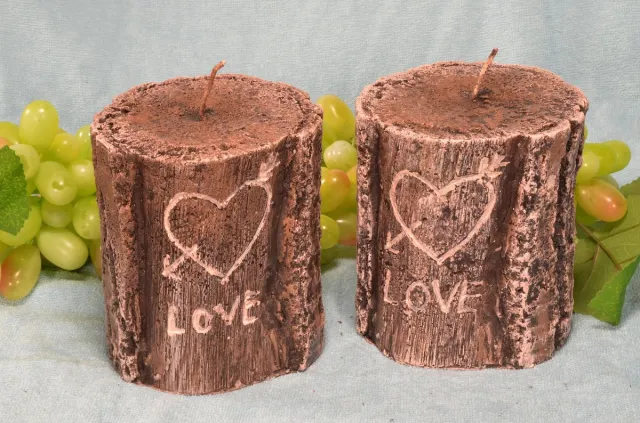 MilaNNE Candles by MIlanne - Boomstam kaars, I love You, Breed-Laag - 11 cm, H 12,5 cm - BEKIJK VIDEO Bruin