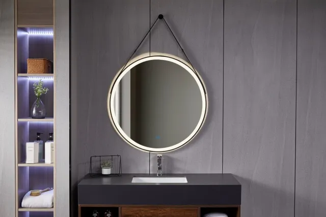 Bella Mirror Spiegel met verlichting – Badkamerspiegel Rond – Antivocht – Anticondens – Ledverlichting - 80 cm - Met zwart frame - Trendy riem ophangbeugel Instelbaar en dimbaar