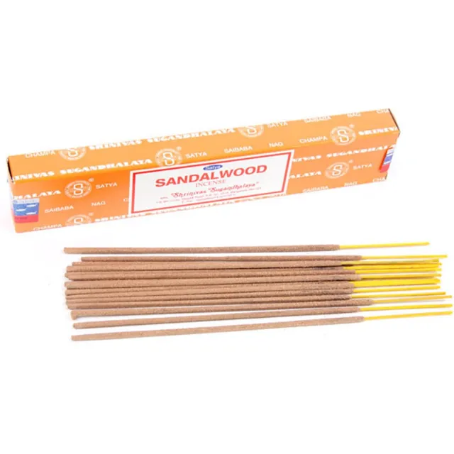 Satya Nag Champa wierrook stokjes Sandelhout geur - 12x - Lichaam in balans - Meditatie - staafjes van 22 cm - 30 minuten Multi