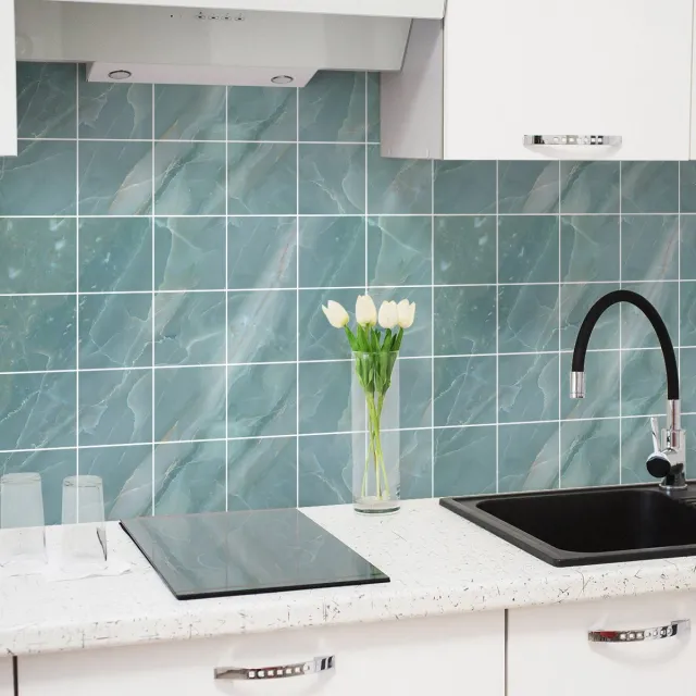 Ambiance Sticker Zelfklevende tegelmuurstickers voor keuken en badkamer - 24 blauwe marmertegelstickers van Thela - 24 stickers 10x10cm Multi color
