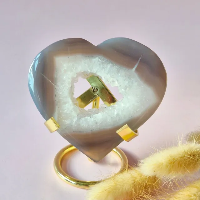 Moonlight Gemstones Druzy Grijze Agaat Edelsteen Hart – Inclusief Standaard - 122g Meerkleurig