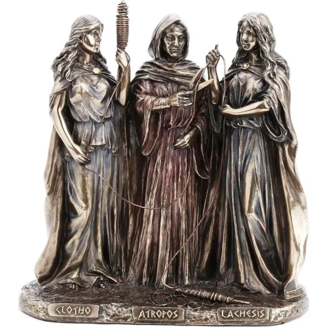 Veronese Design Griekse Godinnen van het Lot Klotho, Lachesis, Atropos - Veronese Design -(hxbxd) ca. 19cm x 18.5cm X 8.5cm bronze