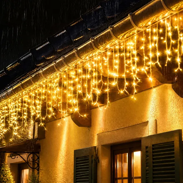 Froadp 20m 800LEDs Lichtenketting Lichtgordijn LED Ijskraan Warmwit Regenketting 8 Modi Opslagfunctie Binnen Buiten IP44 Waterdicht Voor Kerst Feestelijkheden Halloween Eaves Party Tuin