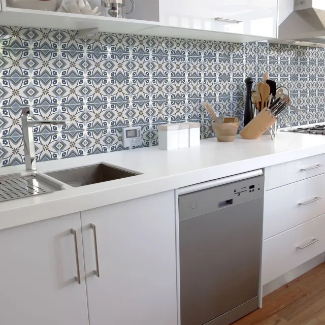 Ambiance Sticker Zelfklevende tegelmuurstickers voor keuken en badkamer - 30 Aventino Azulejo tegelstickers - 30 stickers 20x20cm Multi color