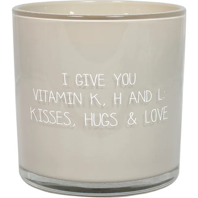 My Flame kaars kisses hugs and love. Soyawas 10x10cm beige
