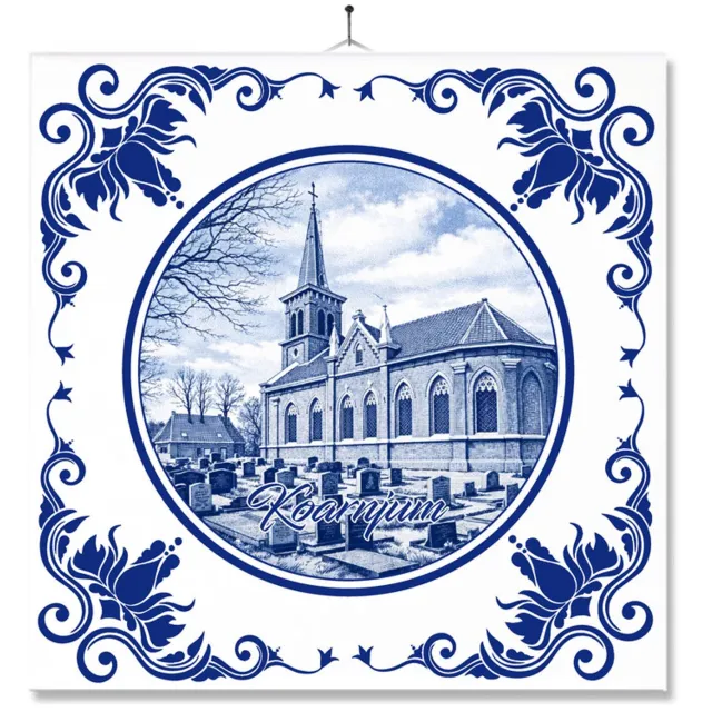 MC Living Tegel Met Opdruk | Koarnjum | Delft Blauw | Cadeau | Inclusief Geschenkdoos | Standaard | Ophangsysteem Ontwerp 1