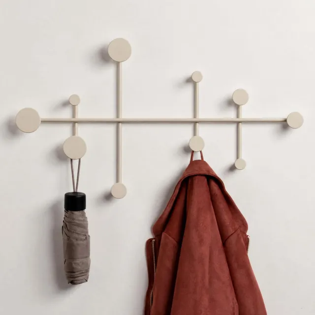 Famanu Minimalistische wandgarderobe, moderne metalen muurgeplaatste kapstok met haken, taupe zand, ideaal voor het ophangen van jassen en tassen