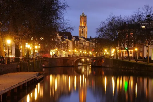Donker Utrecht poster - Zandbrug, Oudegracht en Domtoren - A4 - 29,7 x 21 cm multi-color