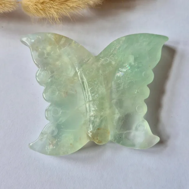 Moonlight Gemstones Fluoriet Vlinder Carving – 10 cm Edelsteen #22 Meerkleurig
