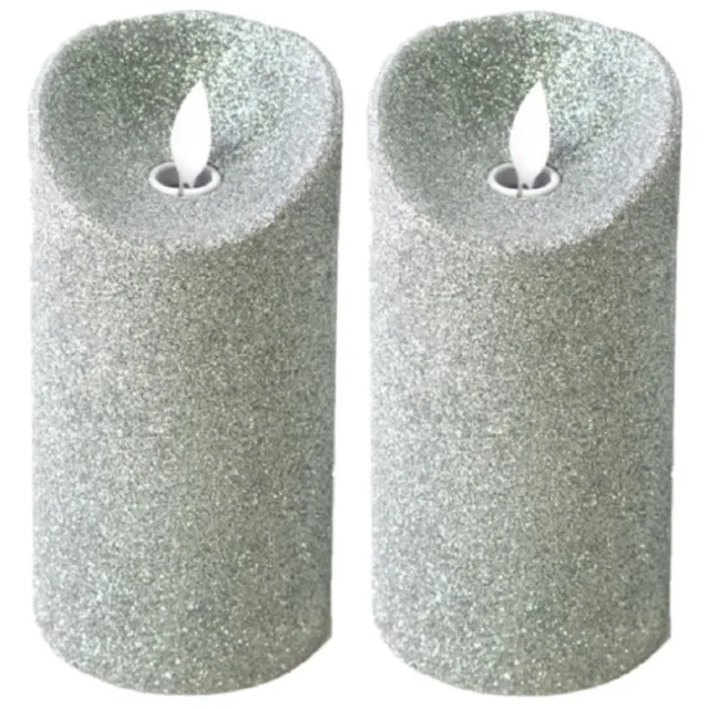 Gerimport LED kaars/stompkaars - 2x stuks - zilver - H15 cm - glitters - kerst kaarsen