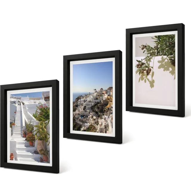 Coloray 4-Delige Schilderij Set - Witte trappen op Santorini met uitzicht over de stad - 20 x 30 cm - Stijlvolle Muurdecoratie - Slaapkamer - Wanddecoratie Zwarte lijst