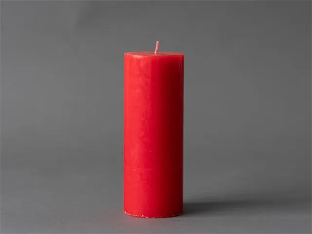 L28 Kaars rustiek handgemaakt rood 203/76 mm