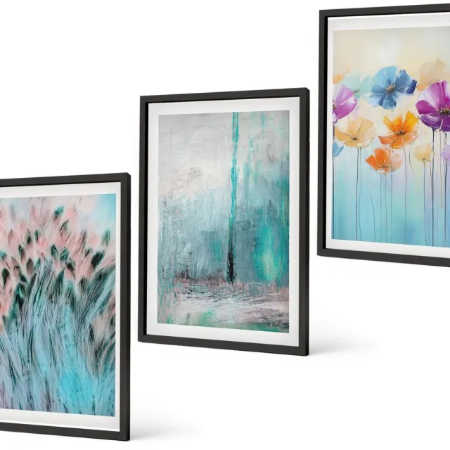Coloray 3-Delige Schilderij Set - Bloemen Op Een Achtergrond Van Pastelkleuren En Delicate Patronen. - 40 x 60 cm - Decoratieve Schilderijen - Wanddecoratie - Hal - Stijlvolle Muurdecoratie Zwarte lijst